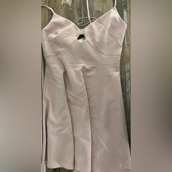 Likely pink short dress. Size 4. NWT. Never worn. - Picture 3 of 3